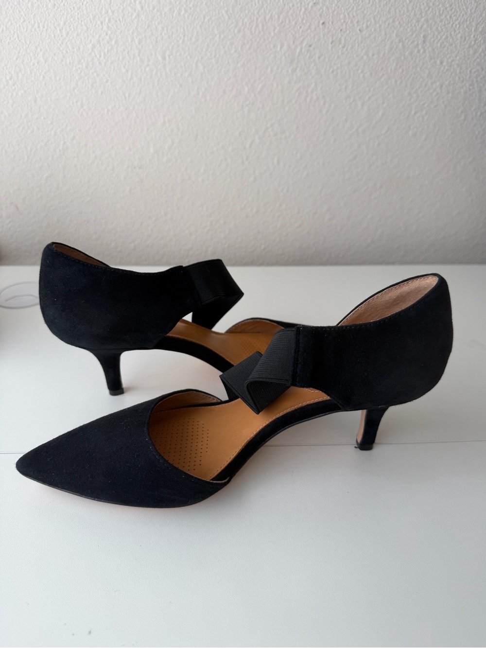 Denice Pump CC Corso Como Black Leather Point Toe Ankle Strap Heels Size 6.5 - Picture 9 of 10